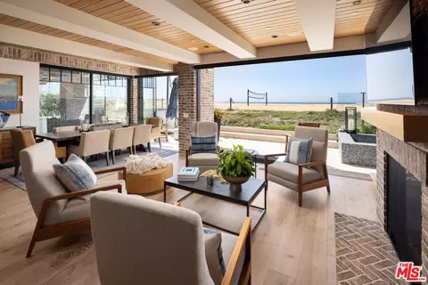 1706 E Oceanfront, Newport Beach, CA 92661
