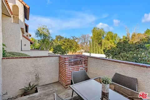 19545 Sherman Way #29, Reseda, CA 91335 photo 12