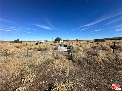 262 Vaccor Avenue C4 Drt 262 Stw, Fairmont, CA 93536