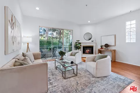 3535 Dunn Dr #110, Los Angeles, CA 90034