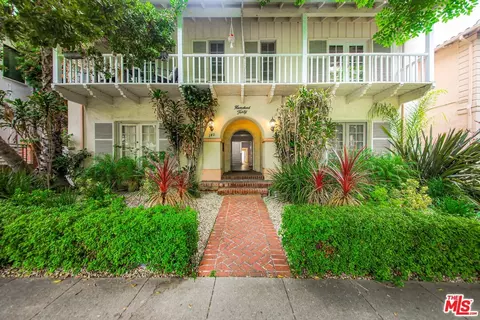 140 S Camden Dr, Beverly Hills, CA 90212