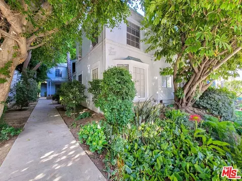 127 N Doheny Dr, Los Angeles, CA 90048