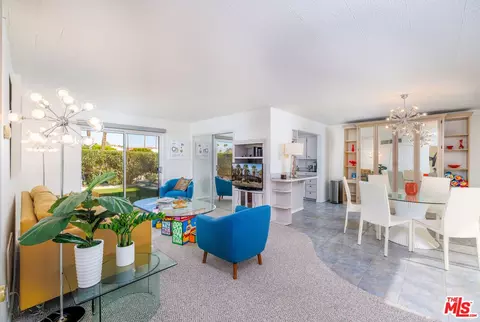 1881 S Araby Dr #15, Palm Springs, CA 92264