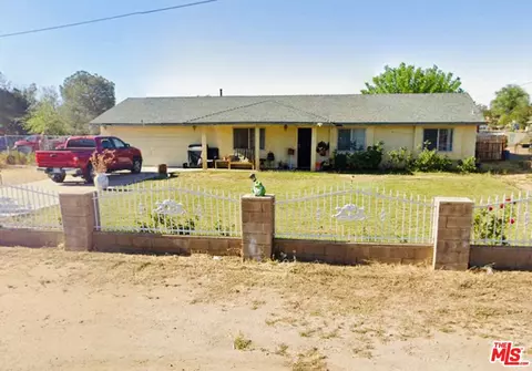 15063 Mesquite St, Hesperia, CA 92345