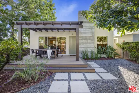 5740 Meridian St, Los Angeles, CA 90042