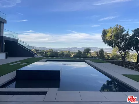 Undisclosed, Encino, CA 91436