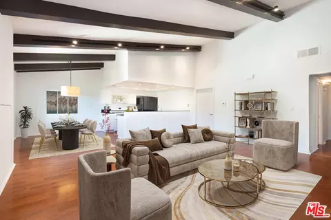 2700 E Cahuenga Blvd #2304, Los Angeles, CA 90068