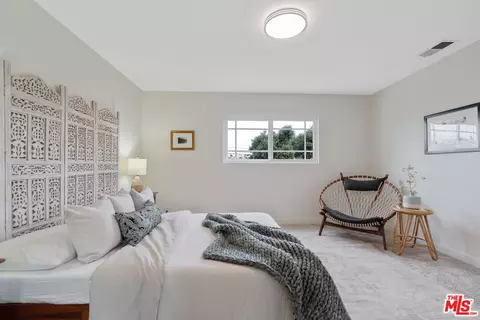 640 W Pine Ave, El Segundo, CA 90245 photo 14
