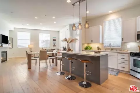 13020 Pacific Promenade #100, Playa Vista, CA 90094