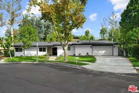 5432 Beeler Ave, Woodland Hills, CA 91367