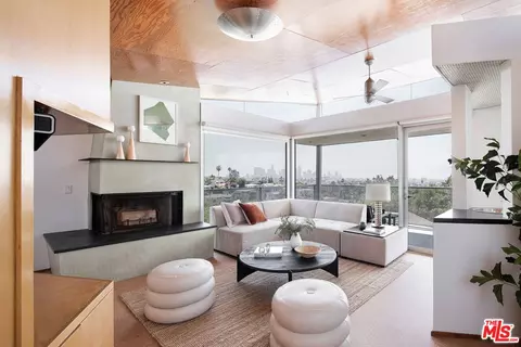 1716 Micheltorena St, Los Angeles, CA 90026