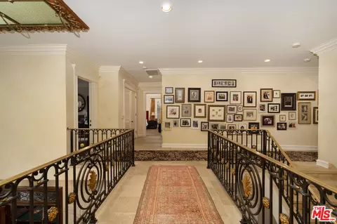 722 N Elm Dr, Beverly Hills, CA 90210 photo 26