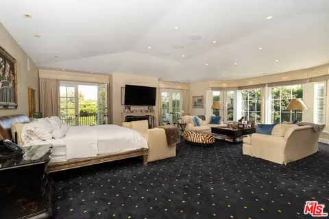 722 N Elm Dr, Beverly Hills, CA 90210 photo 19