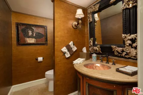 722 N Elm Dr, Beverly Hills, CA 90210 photo 14