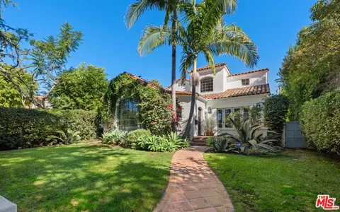 439 16th St, Santa Monica, CA 90402
