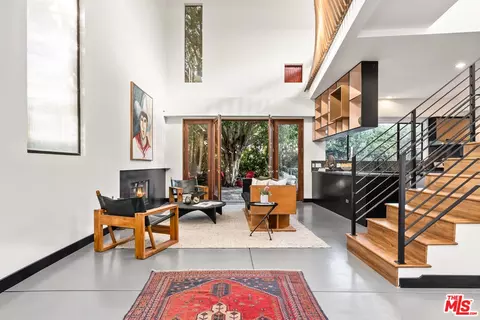 11959 Charnock Rd, Los Angeles, CA 90066