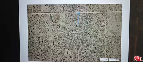 123 E Vacvic 123th Eave R Drt, Sun Village, CA 93543