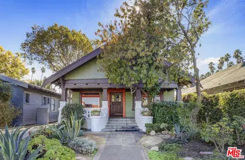 2340 W 30th St, Los Angeles, CA 90018