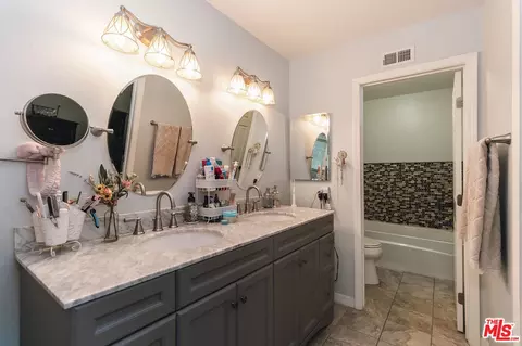 17801 Devonshire St #3, Northridge, CA 91325 photo 18