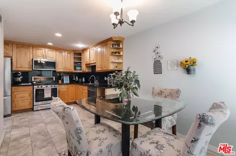 17801 Devonshire St #3, Northridge, CA 91325 photo 8