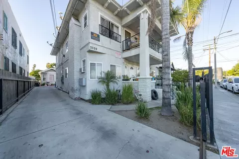 2323 Wall St, Los Angeles, CA 90011