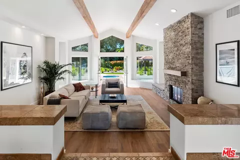 650 La Marina Dr, Camarillo, CA 93010