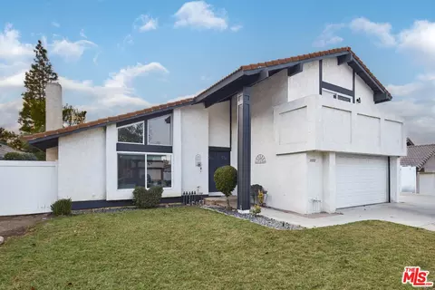 2092 W Ontario Ave, Corona, CA 92882