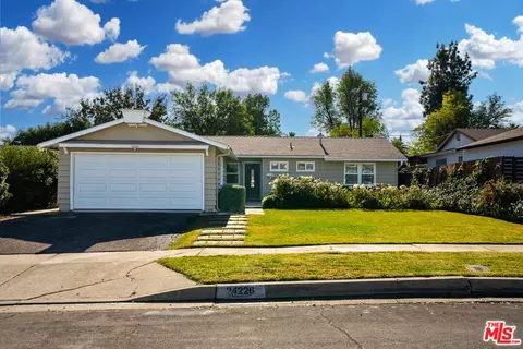 24226 Friar St, Woodland Hills, CA 91367