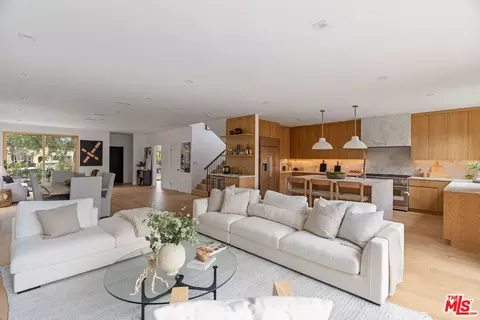 1706 S Carmelina Ave, Los Angeles, CA 90025