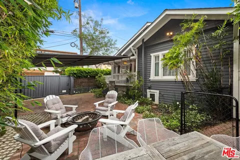 8867 Cynthia St, West Hollywood, CA 90069