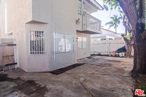 603 W Indigo St, Compton, CA 90220 photo 32