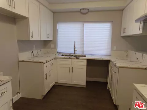 603 W Indigo St, Compton, CA 90220 photo 10