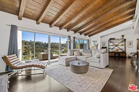 3476 Troy Dr, Los Angeles, CA 90068