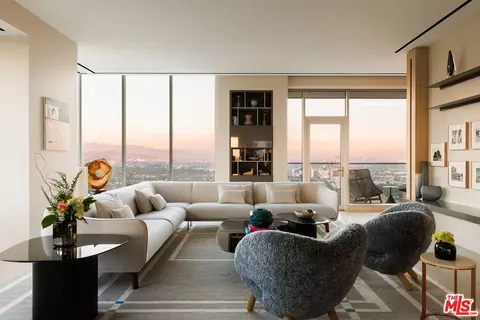 1200 Club View Dr #20, Los Angeles, CA 90024