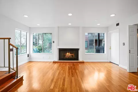 4930 Maytime Ln, Culver City, CA 90230