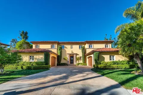 5011 Serena Cir, Tarzana, CA 91356