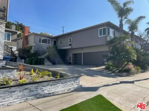 8222 Pershing Dr #24, Playa Del Rey, CA 90293