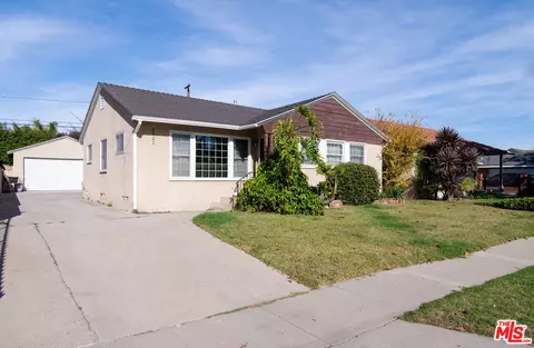 3921 W 148th St, Hawthorne, CA 90250