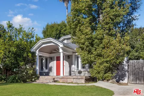 7611 Hampton Ave, West Hollywood, CA 90046