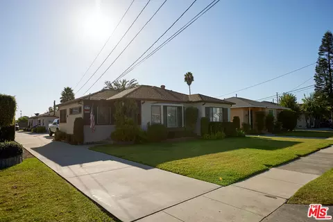 8340 Luxor St, Downey, CA 90241 photo 2