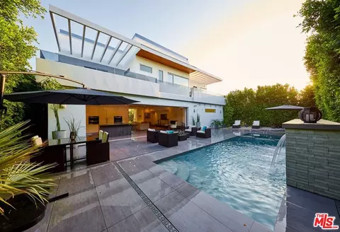 6379 Colgate Ave, Los Angeles, CA 90048