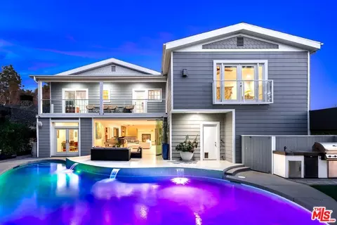 4905 Morella Ave, Valley Village, CA 91607