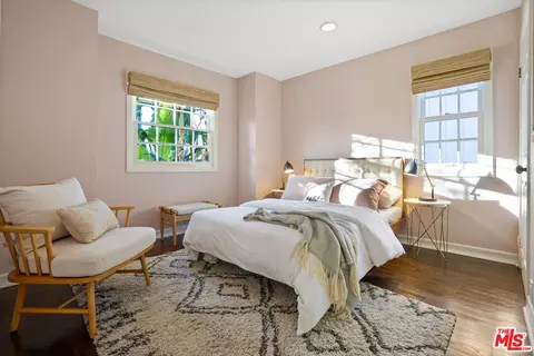 Bedroom - 4302 Saint Clair Ave, Studio City, CA 91604 photo 5 of 7