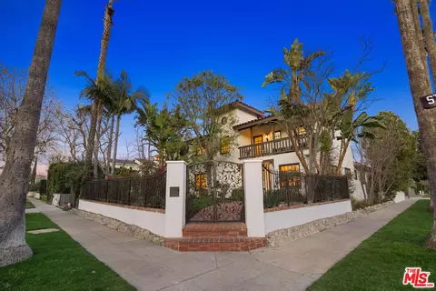 Exterior - 4302 Saint Clair Ave, Studio City, CA 91604 photo 14 of 16
