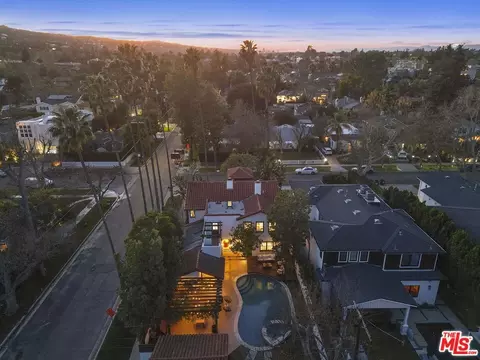 View/Area - 4302 Saint Clair Ave, Studio City, CA 91604 photo 3 of 6