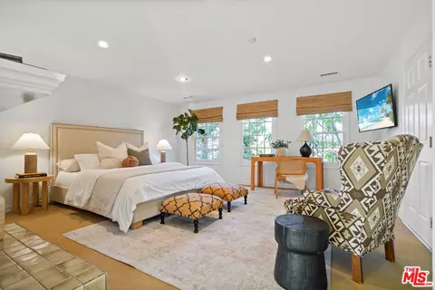 Bedroom - 4302 Saint Clair Ave, Studio City, CA 91604 photo 2 of 7