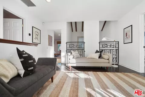 Living - 4302 Saint Clair Ave, Studio City, CA 91604 photo 8 of 8