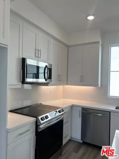 646 Dawson Ave, Long Beach, CA 90814 photo 6