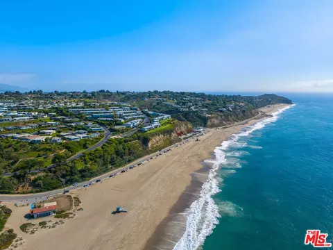 29500 Heathercliff Rd #53, Malibu, CA 90265