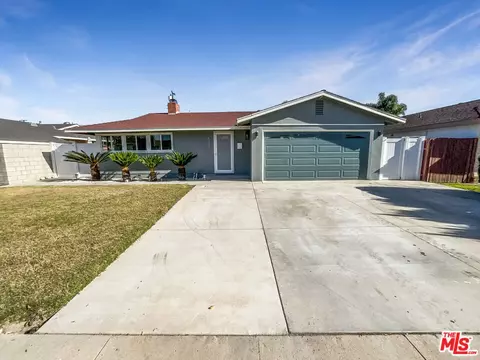 8032 San Hacienda Cir, Buena Park, CA 90620